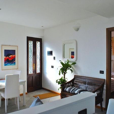 Apartment The Palm With Garden Sala Comacina Esterno foto